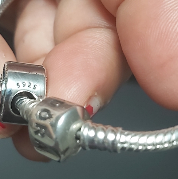 Pandora silver bracelet with four blue charms - Picture 5 of 7